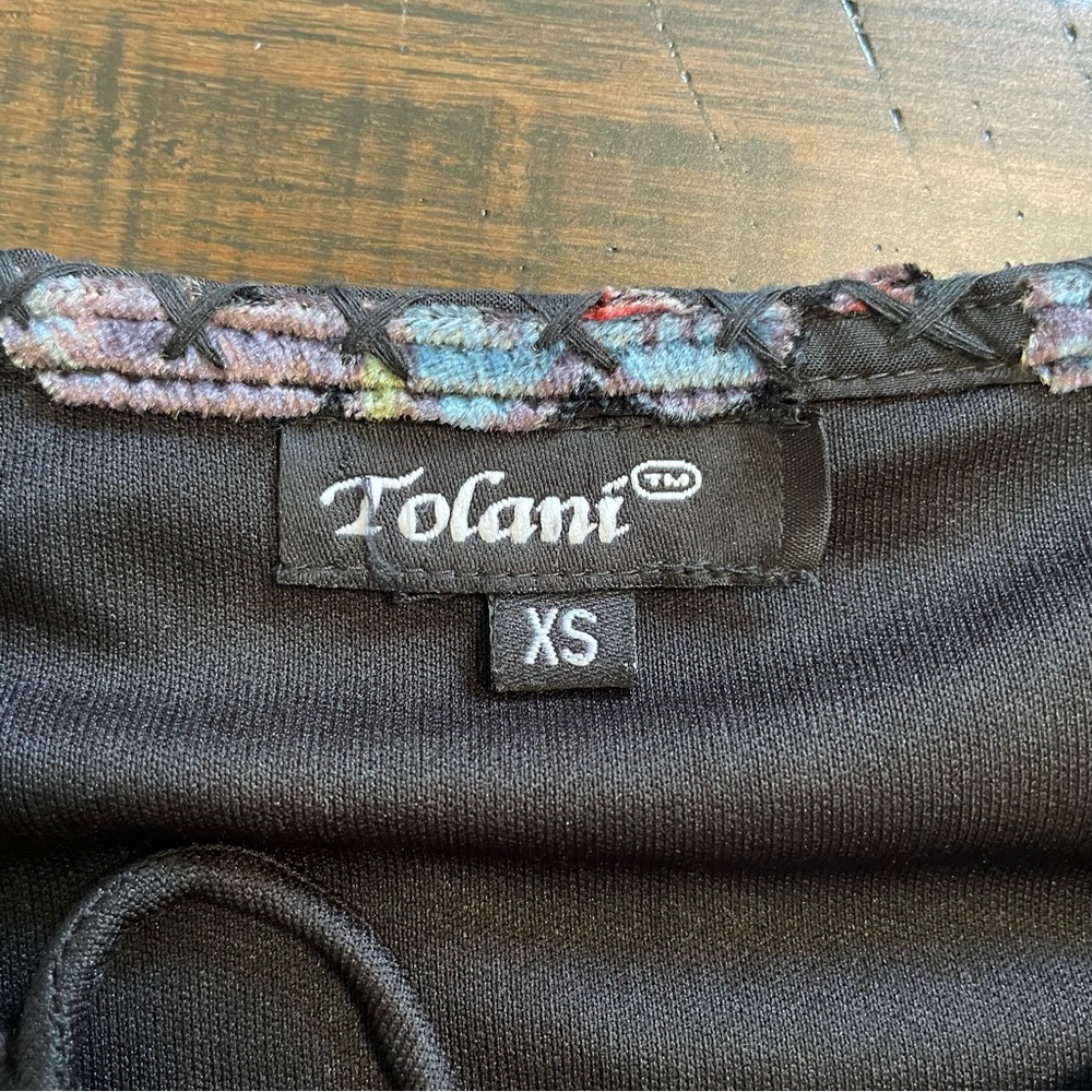 Tolani Colorful Velvet Floral Loose Fit Black Dress - Picture 12 of 13
